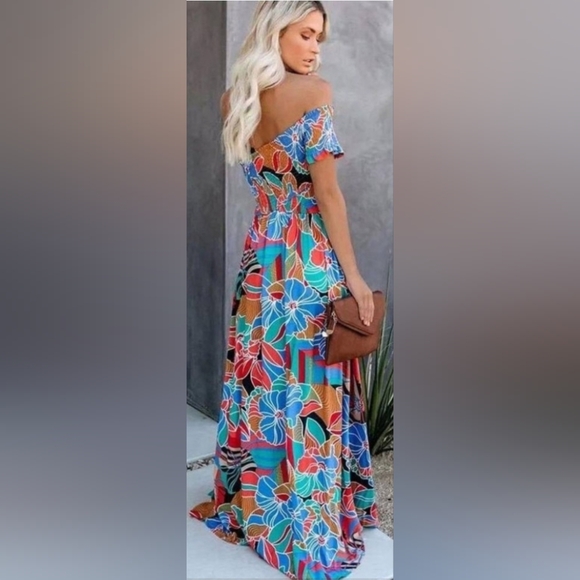 NWT Vici Colorful Floral Maxi Dress - Picture 2 of 15